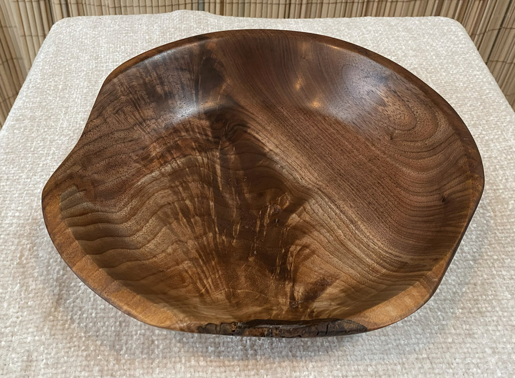 American Walnut Natural-Edge Bowl with Feathered Grain