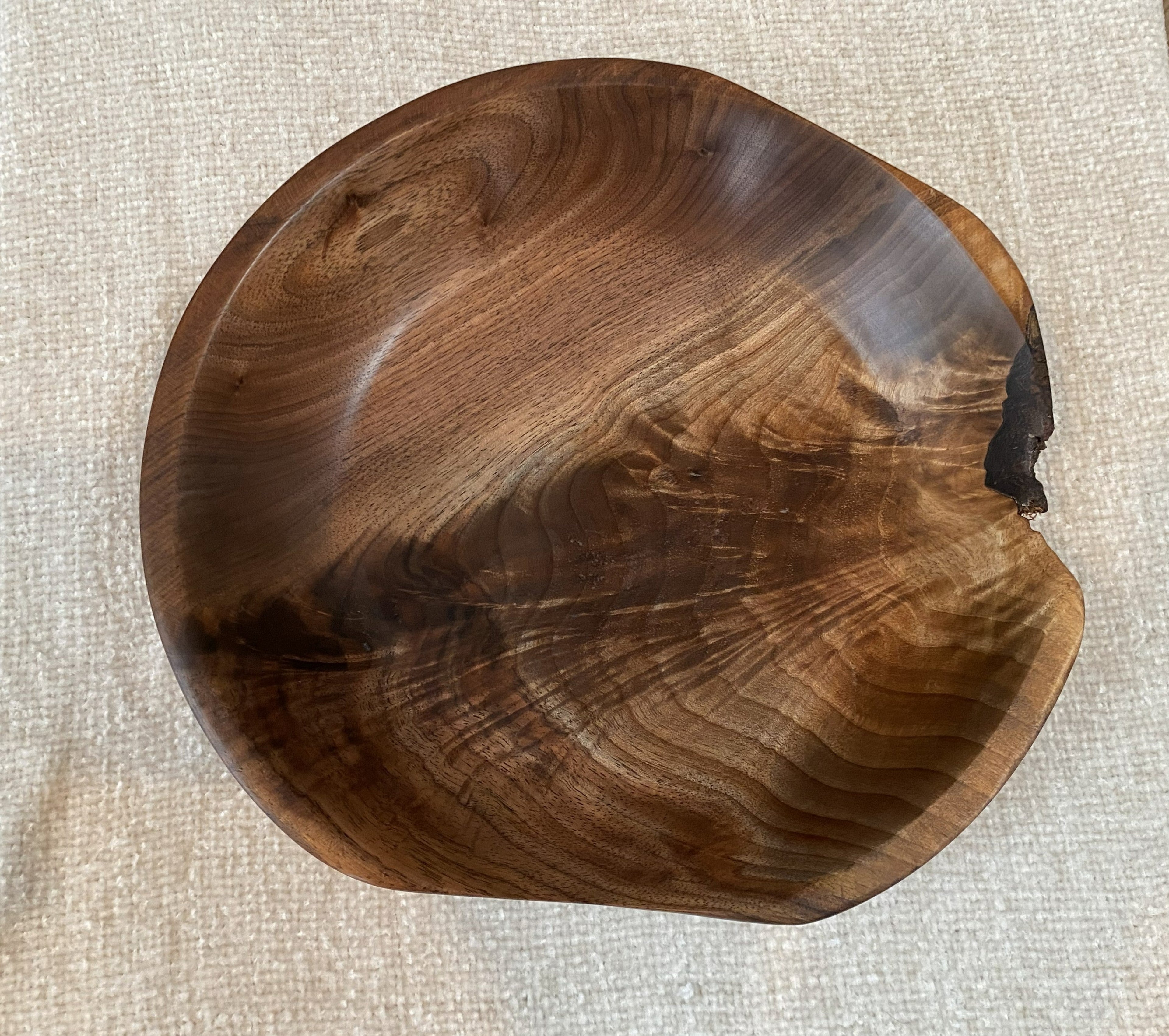 American Walnut Natural-Edge Bowl with Feathered Grain