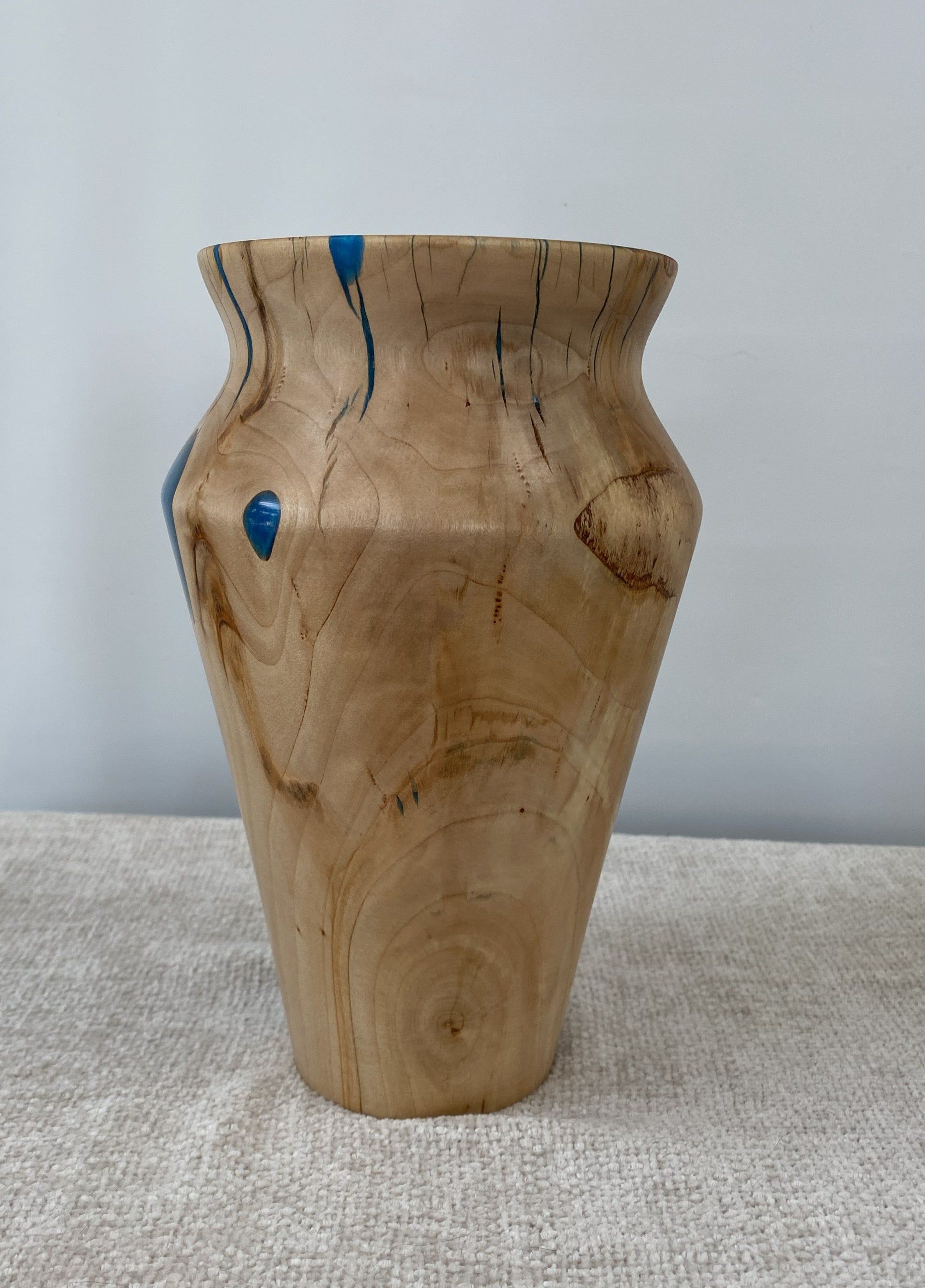 Blue River Willow – Handcrafted Corkscrew Willow Vase
