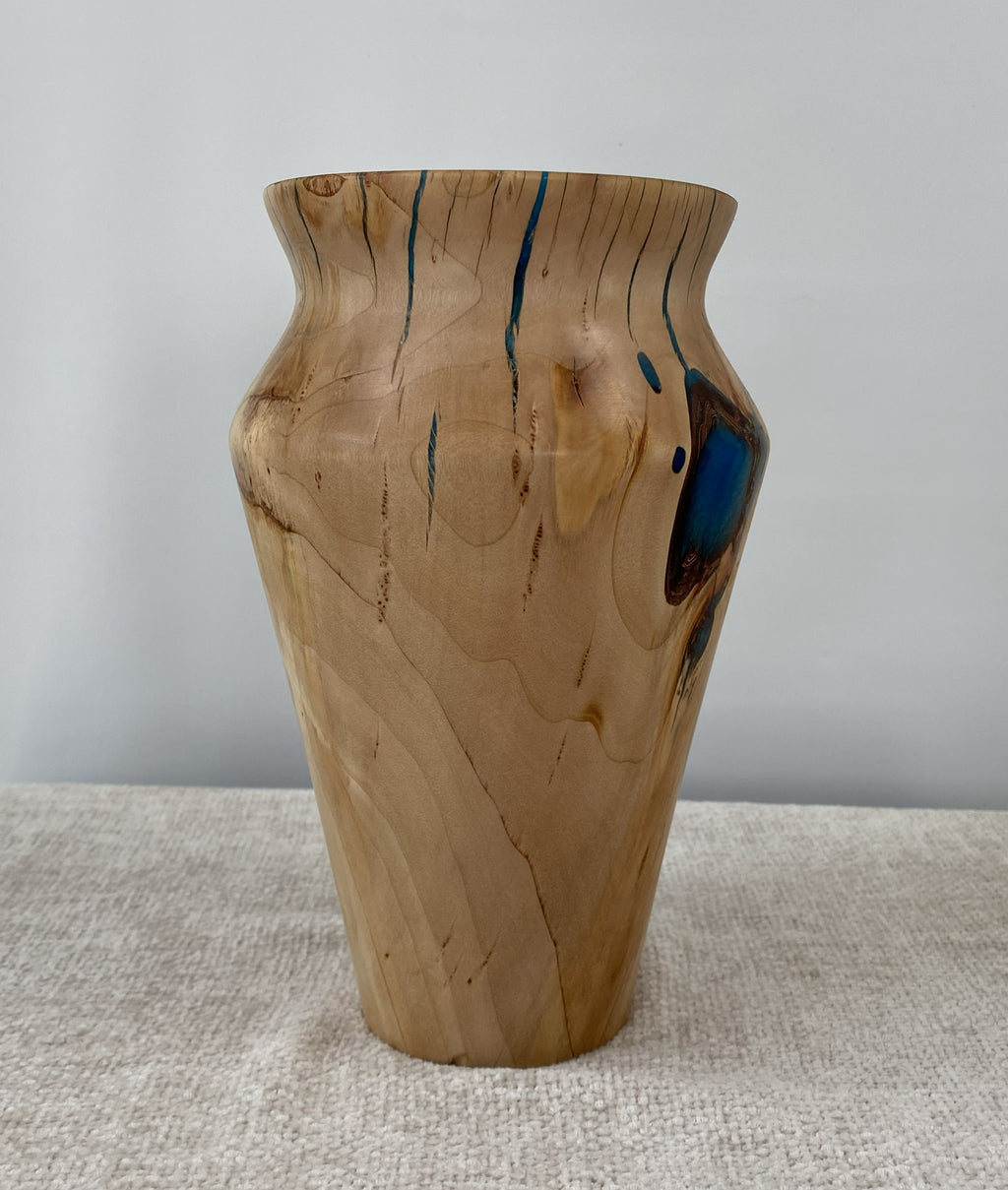 Blue River Willow – Handcrafted Corkscrew Willow Vase