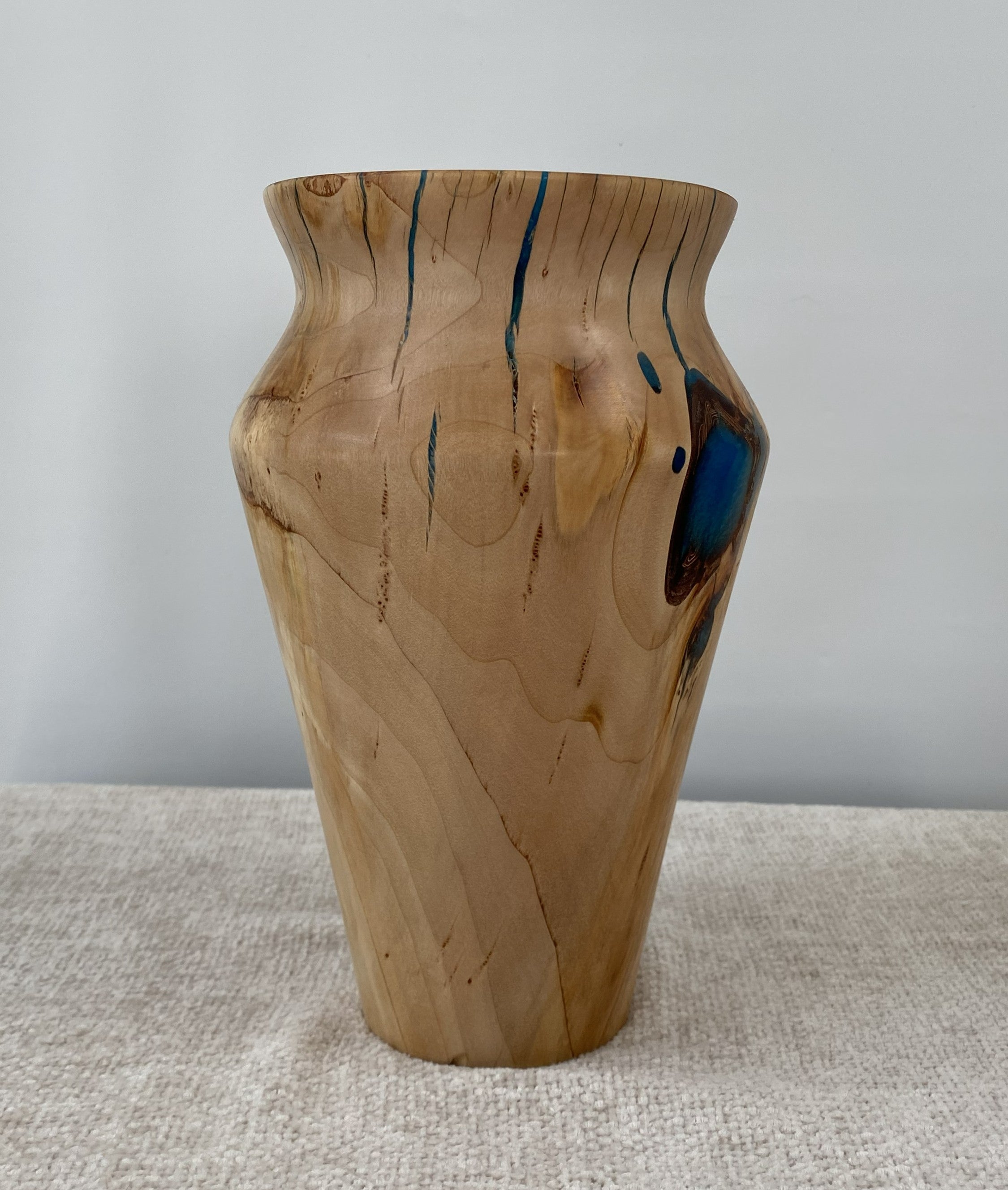 Blue River Willow – Handcrafted Corkscrew Willow Vase