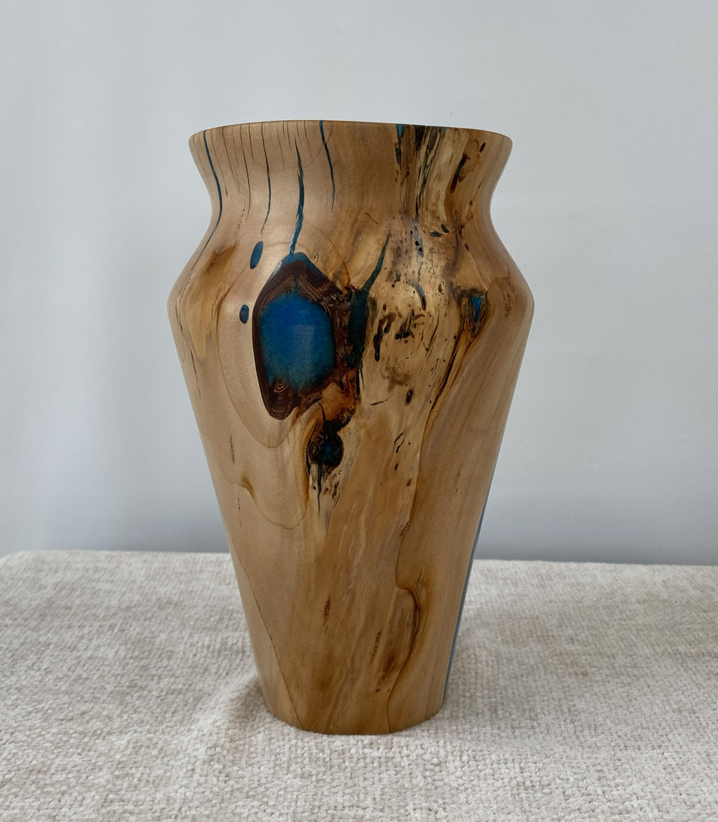 Blue River Willow – Handcrafted Corkscrew Willow Vase
