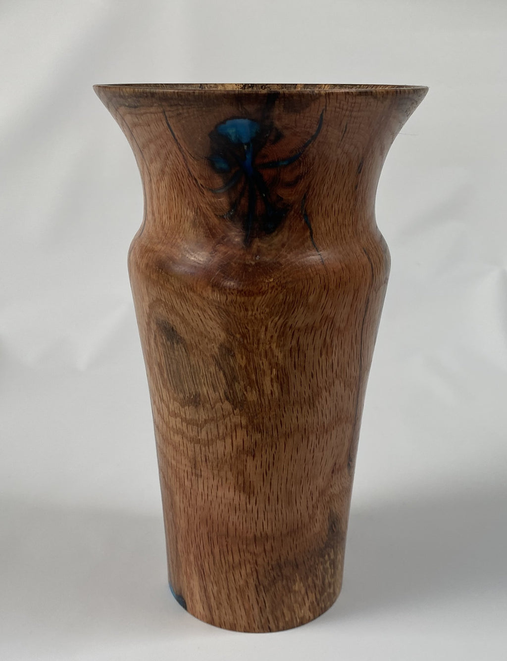 Oak Vase with Birds Mouth opening