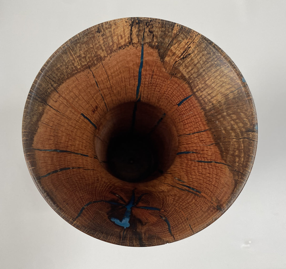 Oak Vase with Birds Mouth opening