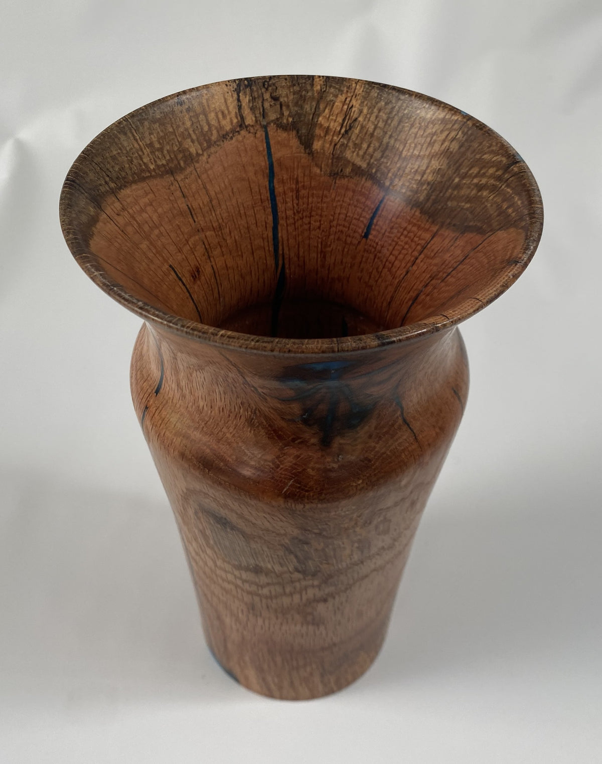 Oak Vase with Birds Mouth opening